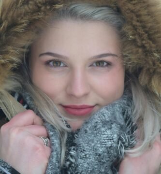 Best Ingredients for Hydrated Skin in Winter Winter Skincare Tips - Wellitho