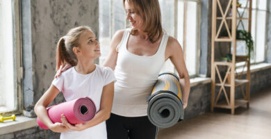 15-Minute Workouts for Moms: Quick Fitness Guide for Mother’s Day